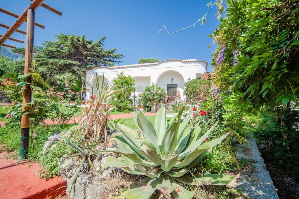 Villa Antica Казамиччола-Терме Экстерьер фото